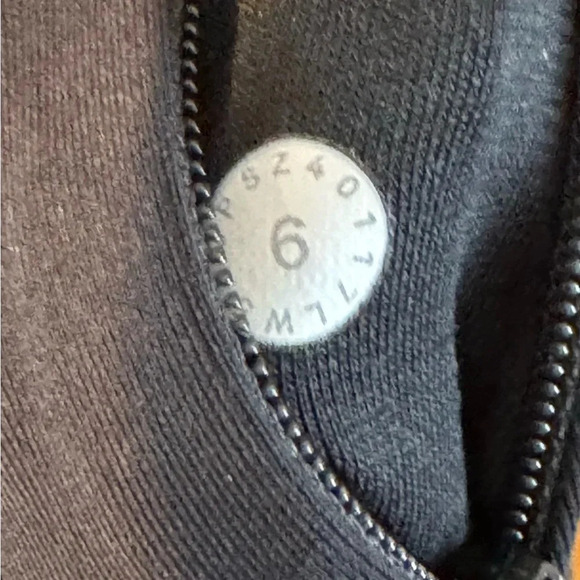 Lululemon fresh mesh run crop pockets mesh black yoga running gym  shapewear US6 - Picture 7 of 8